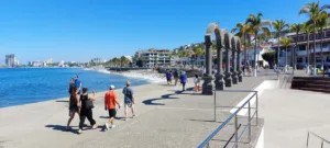 Malecón Boardwalk (15-minute drive): Thumbnail